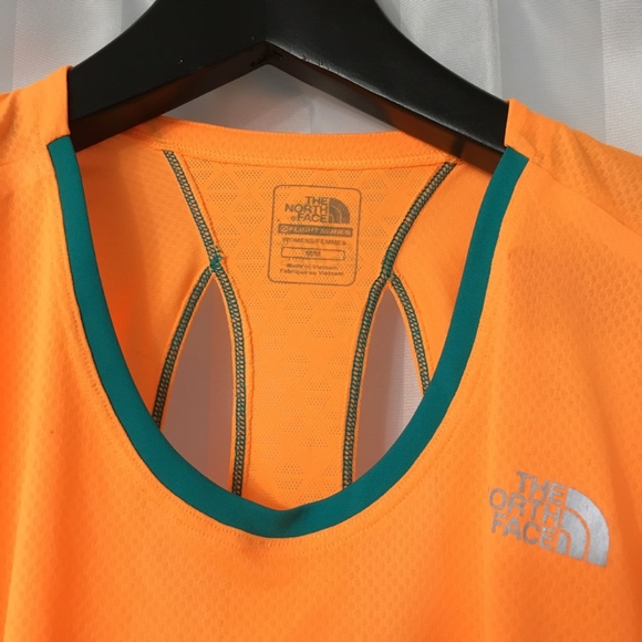 The North Face Women's T-Shirt, Size M - Picture 2 of 4